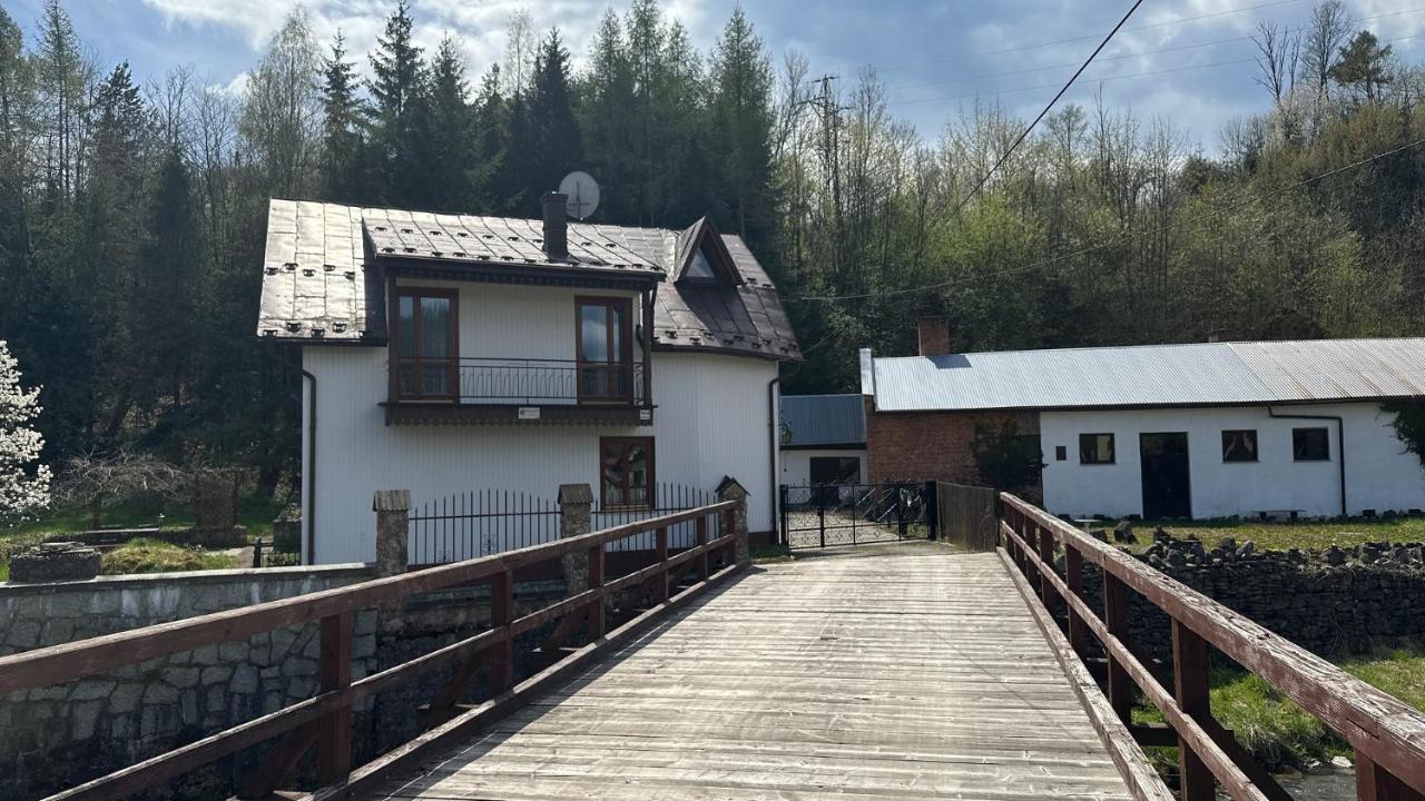 Willa Stara Rzeznia Szczawnica Exteriör bild